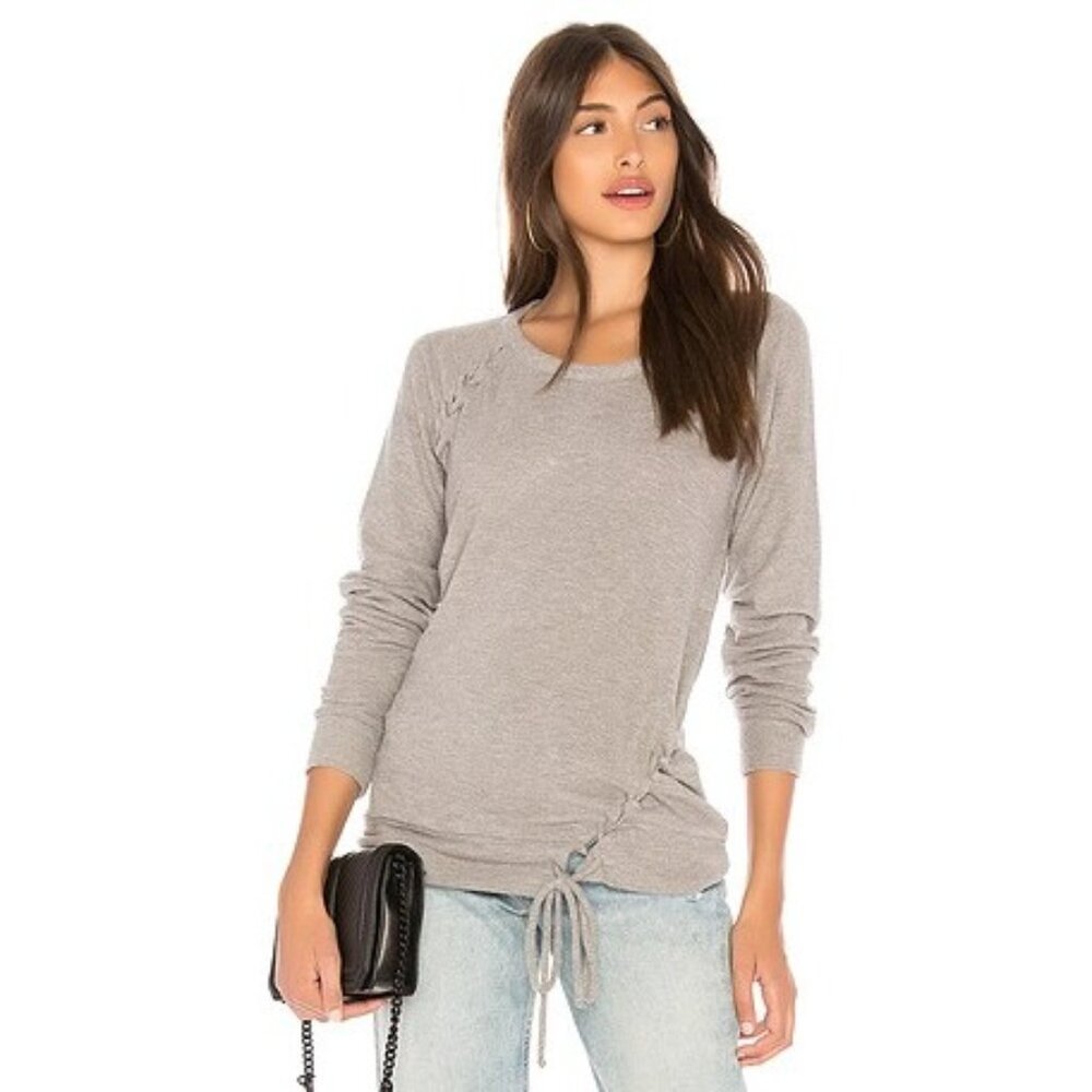 Chaser Distressed Heather Gray L/S Lace-Up Raglan Knit Sweater | Soft Girl Boho